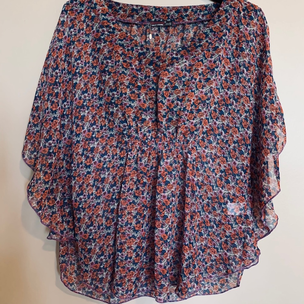 Cute women’s blouse/swimsuit cover (Size S/M/L)